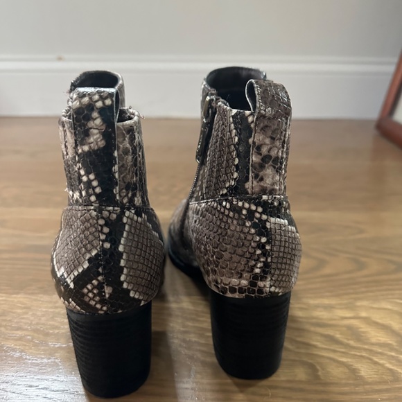 Blondo Noa Snakeskin Waterproof Bootie - Picture 3 of 4
